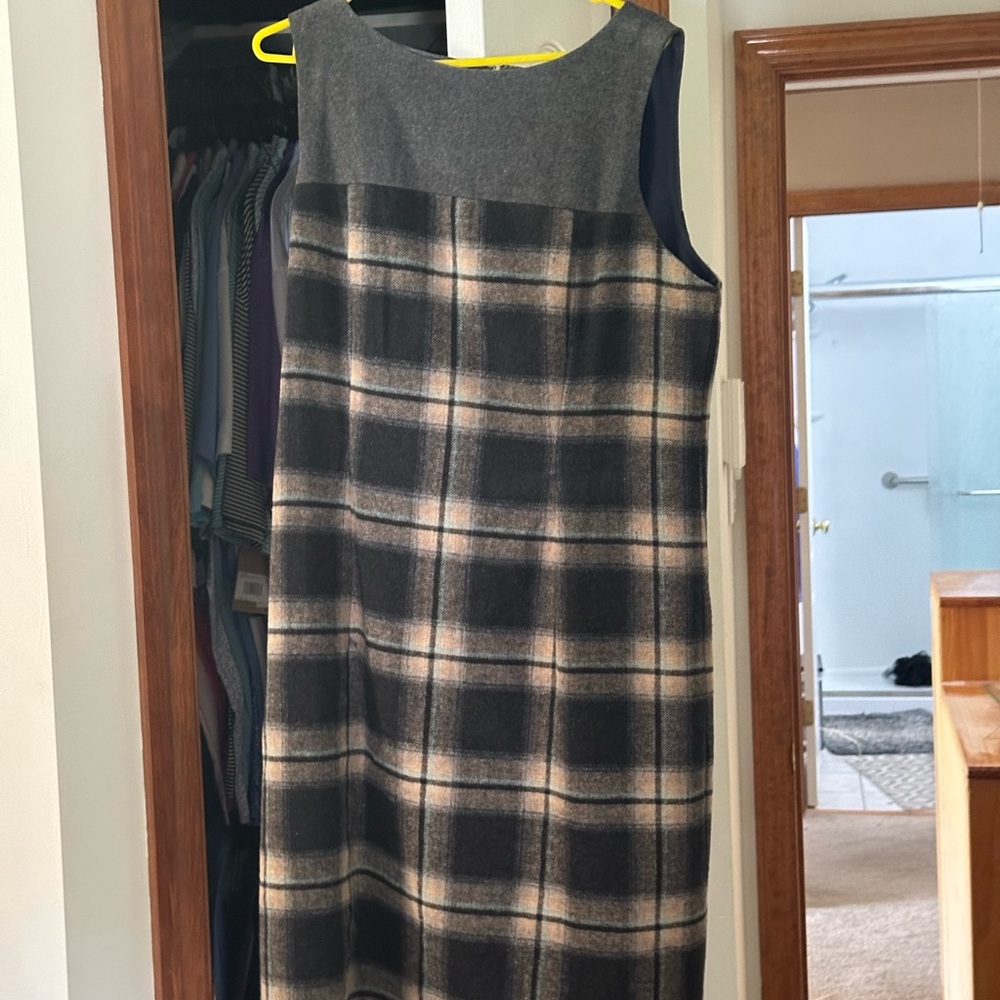 Tommy Hilfiger Black and White Sheath Midi Dress
